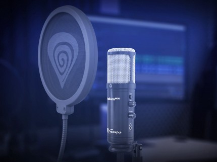 Genesis Radio 600