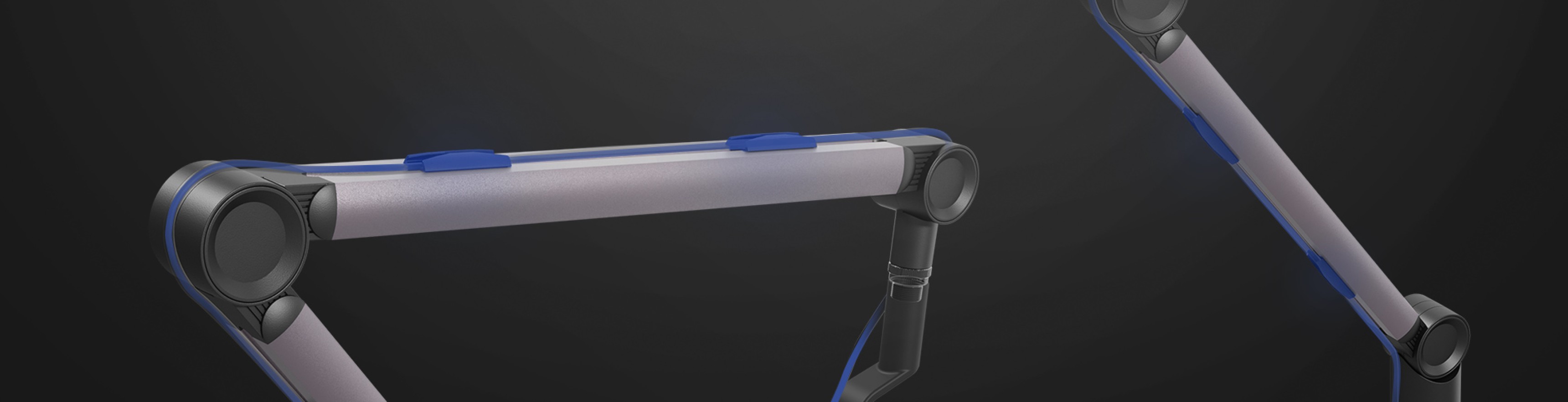 Brazo de micrófono con articulaciones ajustables, con un diseño elegante en negro y detalles azules para un posicionamiento óptimo
