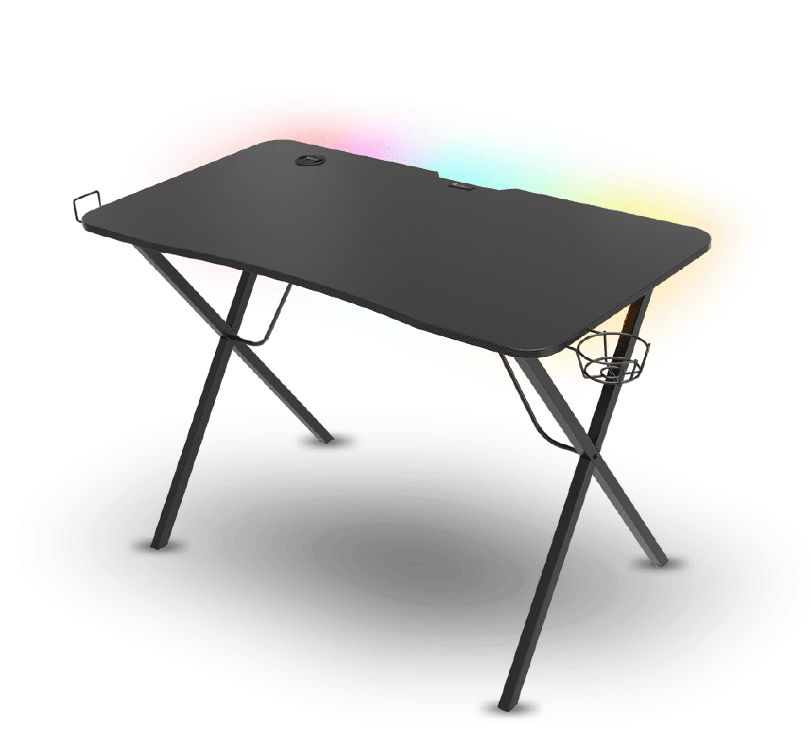 Escritorio negro para juegos con iluminación RGB en el borde, con un orificio de gestión de cables y dos portavasos